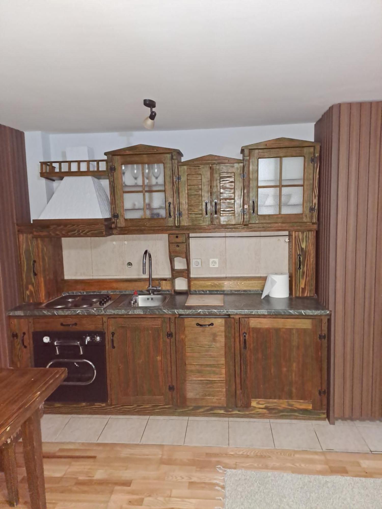 Rooms And Apartmants Mirovic 콜라신 외부 사진
